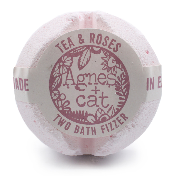 Agnes + Cat Bad fizzer Thee en Rozen