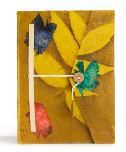 Lokta Bold Floral Notebook – Large (21x15cm) – 45 Bladen – Inclusief Boekenlegger – Olijf